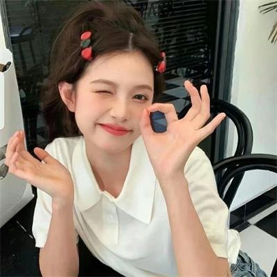 五个光头的少年